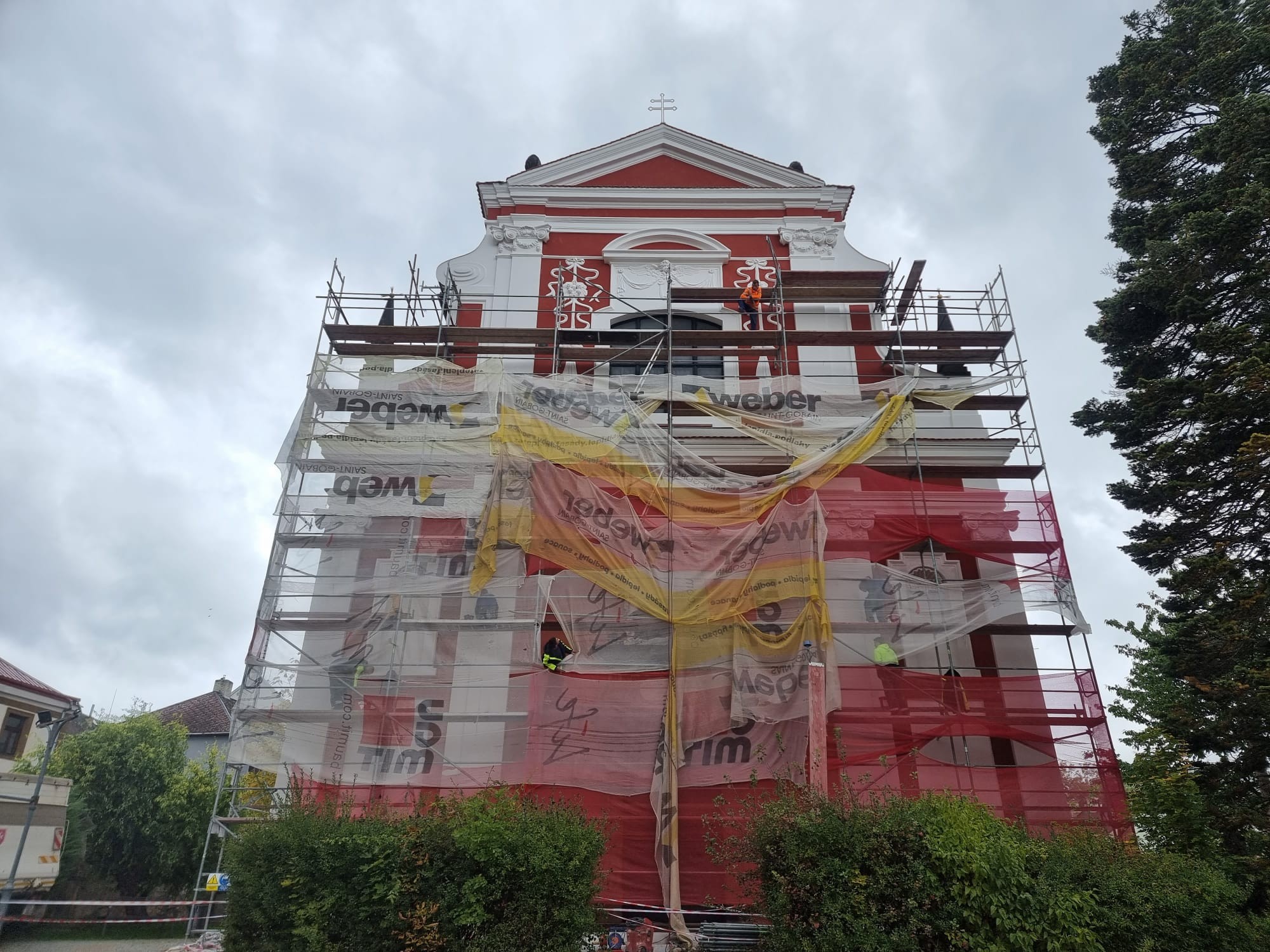 Kostel Nejsvětější Trojice Klášterec nad Ohří